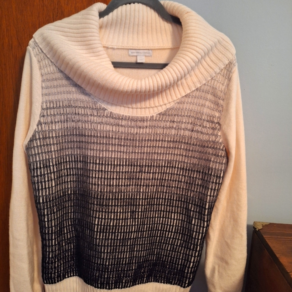 New York & Company Cream and Black Cowl Neck Sweater Size L